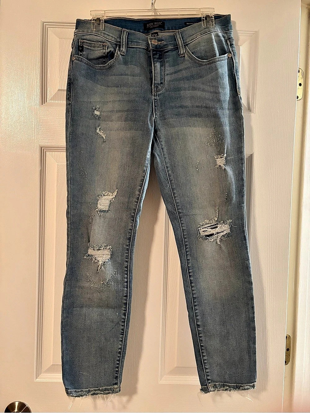 Judy Blue Skinny Fit Distressed Blue Waist 3/30
